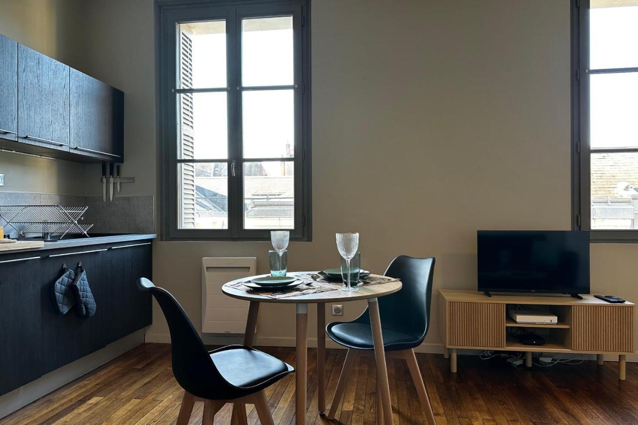 Le Magistral Beautiful One-Bedroom Apartment In The Historic Heart Of Tours Extérieur photo