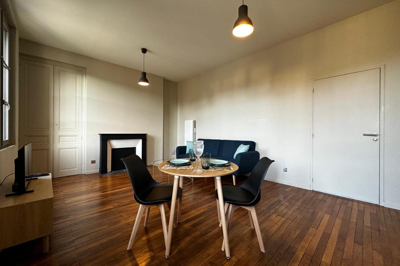 Le Magistral Beautiful One-Bedroom Apartment In The Historic Heart Of Tours Extérieur photo